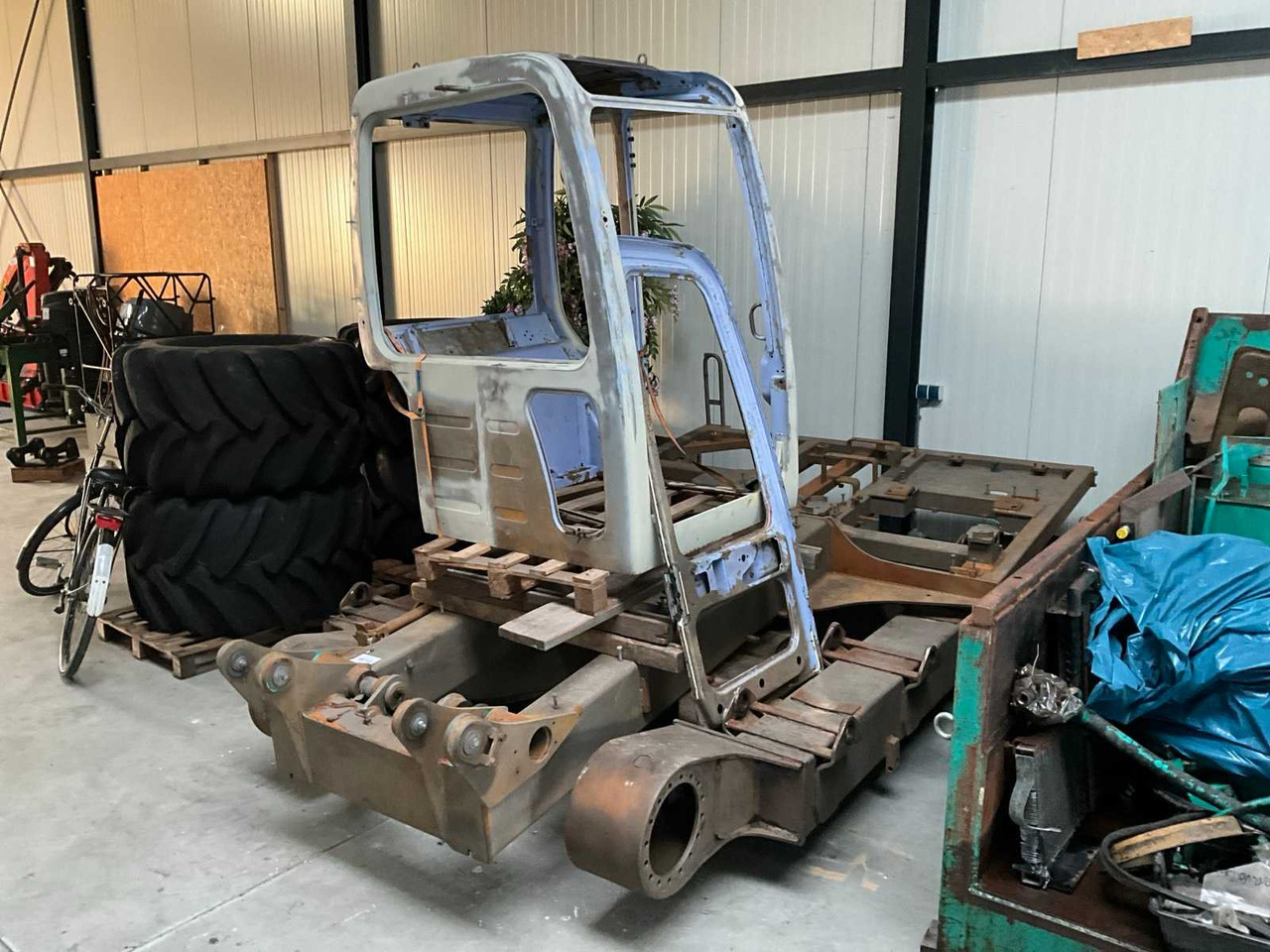 2001 KOMATSU CD 60-R ROTARY TRACK DUMPER - Mini tombereau: photos 5 2001 KOMATSU CD 60-R ROTARY TRACK DUMPER - Mini tombereau: photos 5