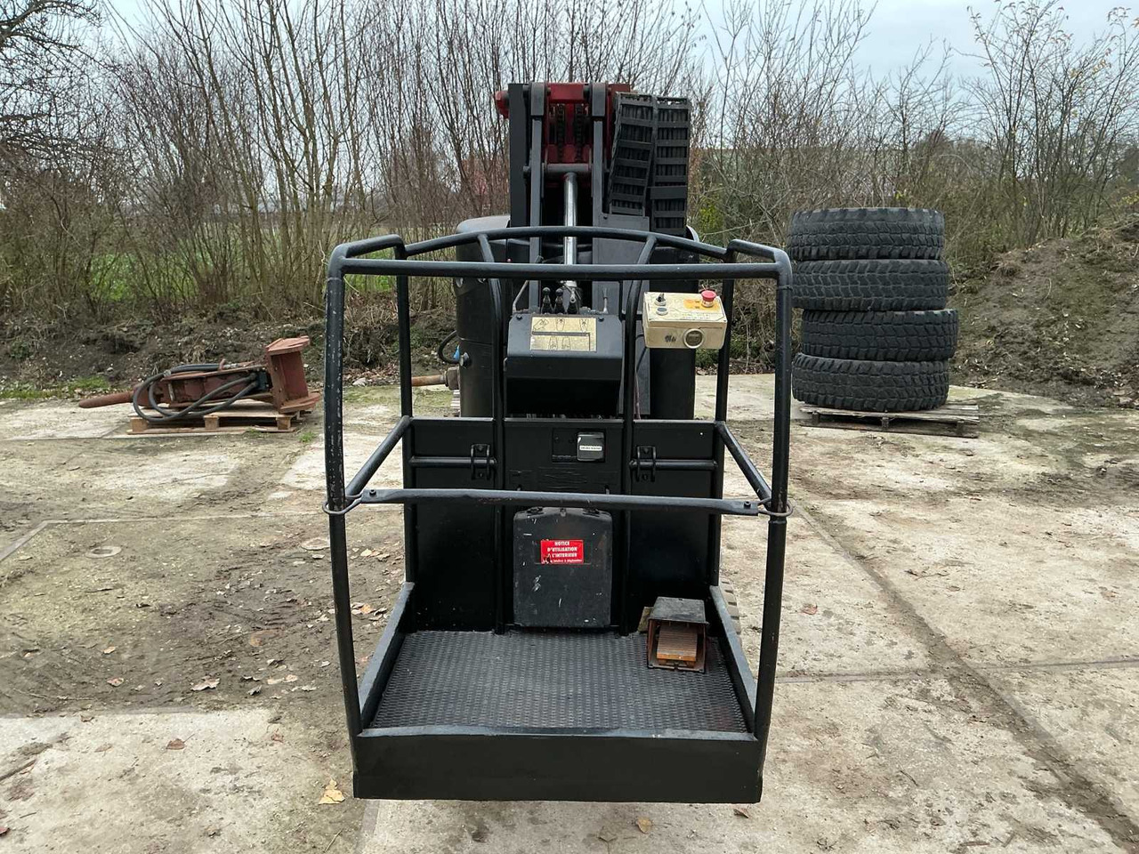 2008 JLG TOUCAN 861 AERIAL PLATFORM - Nacelle: photos 4 2008 JLG TOUCAN 861 AERIAL PLATFORM - Nacelle: photos 4