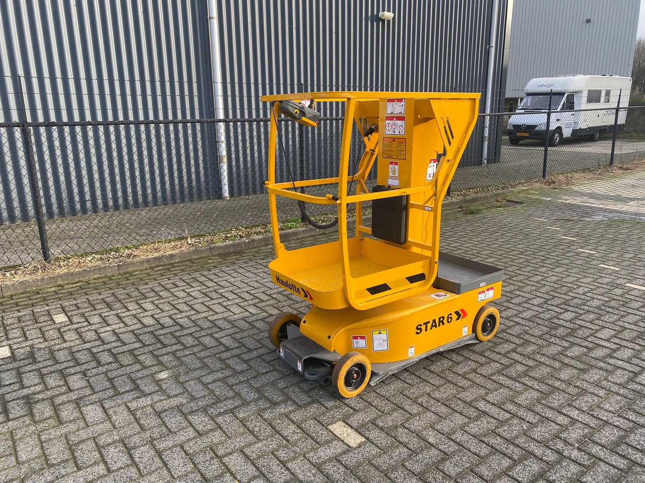 2010 HAULOTTE STAR 6 AERIAL PLATFORM - Nacelle: photos 2 2010 HAULOTTE STAR 6 AERIAL PLATFORM - Nacelle: photos 2