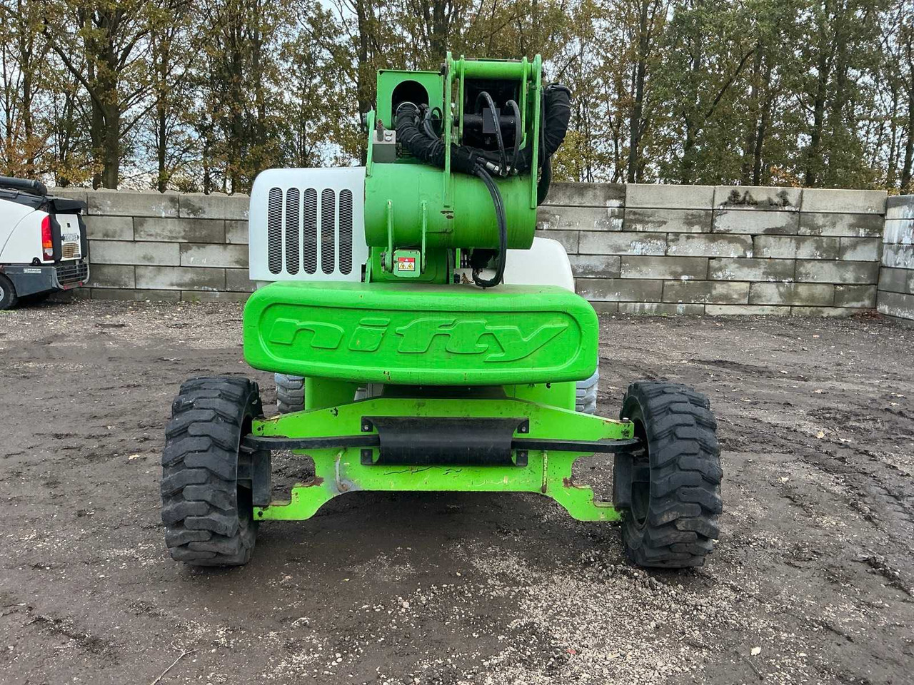 2010 NIFTY HR 21 HYBRID AERIAL WORK PLATFORM - Nacelle: photos 5 2010 NIFTY HR 21 HYBRID AERIAL WORK PLATFORM - Nacelle: photos 5