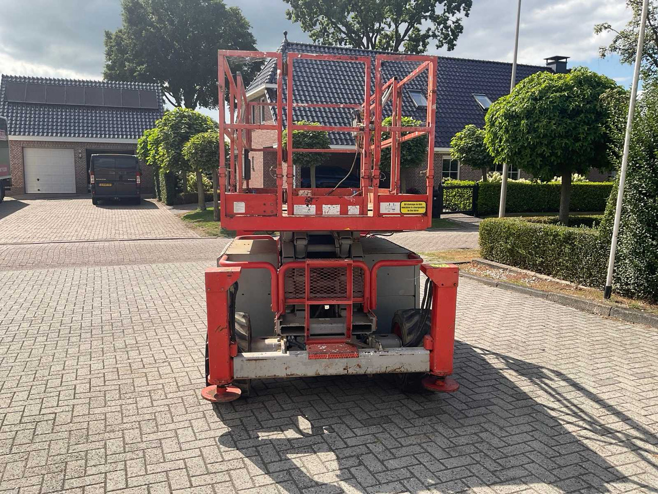 2010 SKY JACK SJ 6832 RT AERIAL PLATFORM - Nacelle: photos 4 2010 SKY JACK SJ 6832 RT AERIAL PLATFORM - Nacelle: photos 4