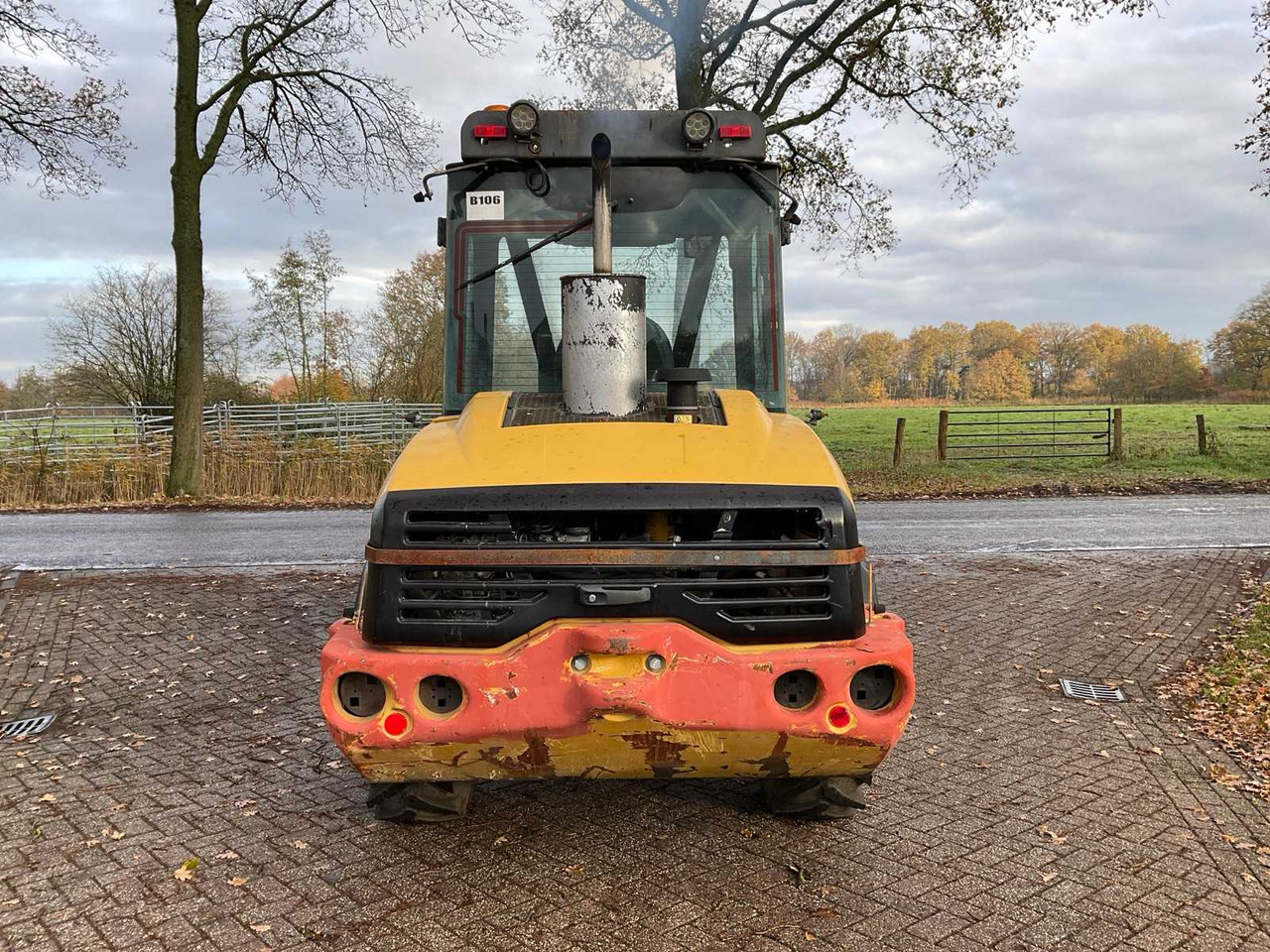 2011 CATERPILLAR 906H SHOVEL - Chargeuse sur pneus: photos 5 2011 CATERPILLAR 906H SHOVEL - Chargeuse sur pneus: photos 5