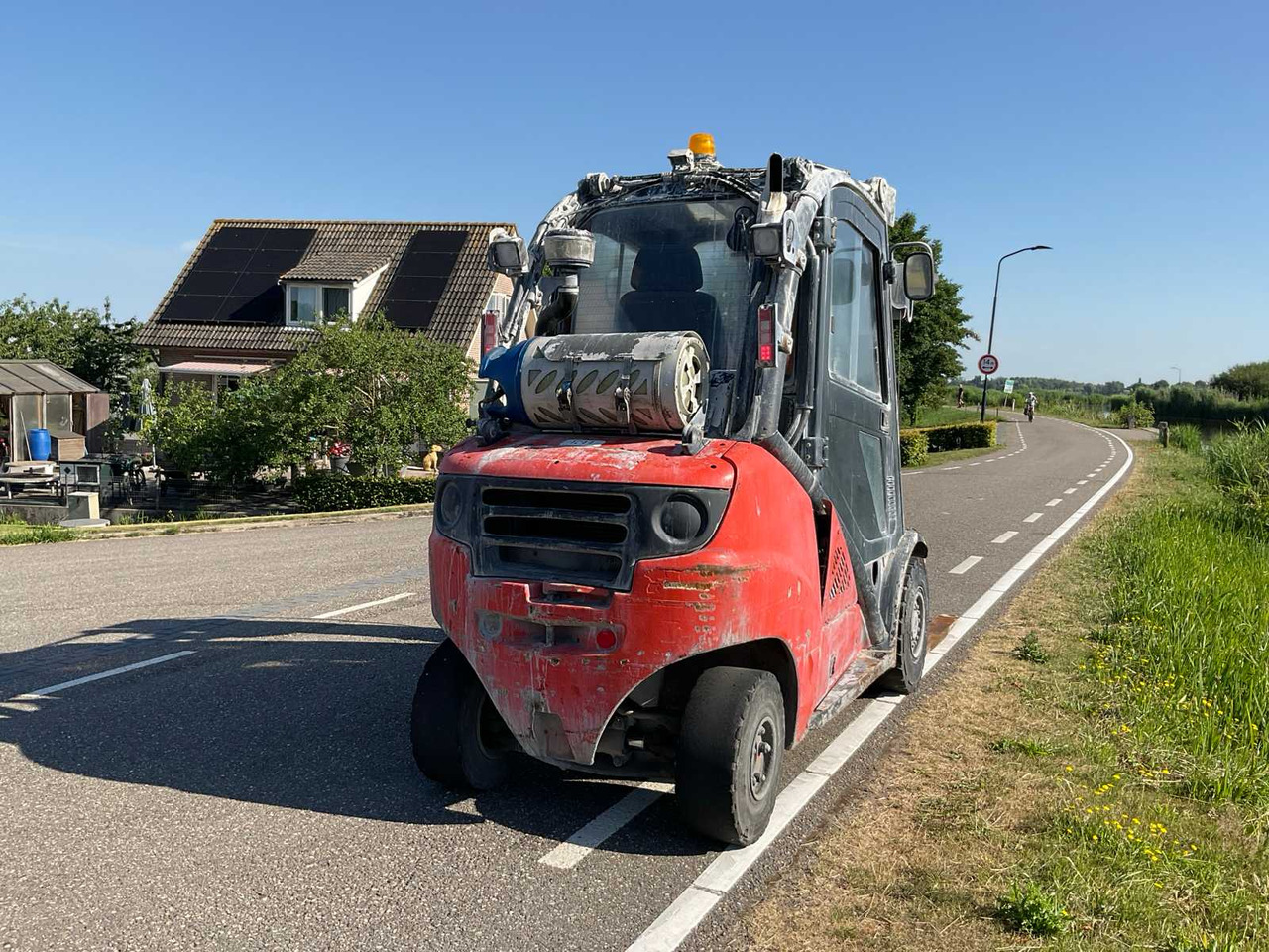 2012 LINDE H35T-01 FORKLIFT - Chariot élévateur: photos 4 2012 LINDE H35T-01 FORKLIFT - Chariot élévateur: photos 4