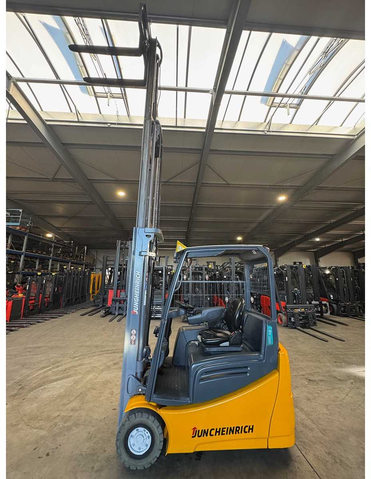 2015 JUNGHEINRICH EFG216 1,600KG TRIPLEX 500CM ELECTRIC FORKLIFT FORKLIFT 11,480 HOURS - Chariot élévateur: photos 4 2015 JUNGHEINRICH EFG216 1,600KG TRIPLEX 500CM ELECTRIC FORKLIFT FORKLIFT 11,480 HOURS - Chariot élévateur: photos 4