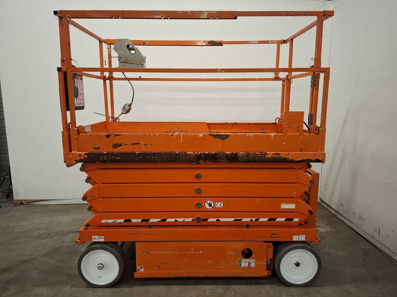 2018 SKYJACK SJ4632 AERIAL PLATFORM - Nacelle: photos 3 2018 SKYJACK SJ4632 AERIAL PLATFORM - Nacelle: photos 3