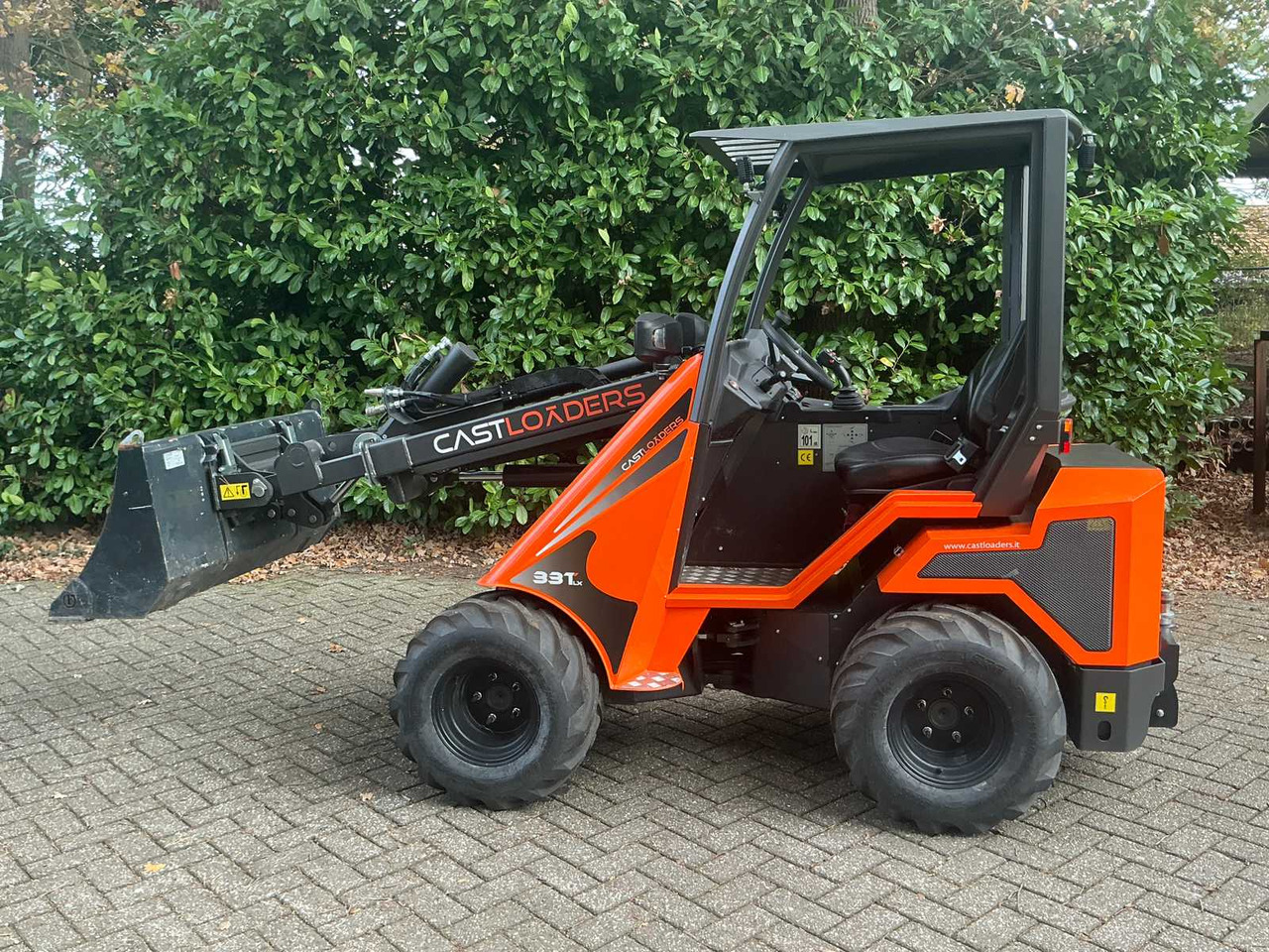 2023 CAST 33TLX WHEEL LOADER TELECHARGER - Chargeuse sur pneus: photos 2 2023 CAST 33TLX WHEEL LOADER TELECHARGER - Chargeuse sur pneus: photos 2