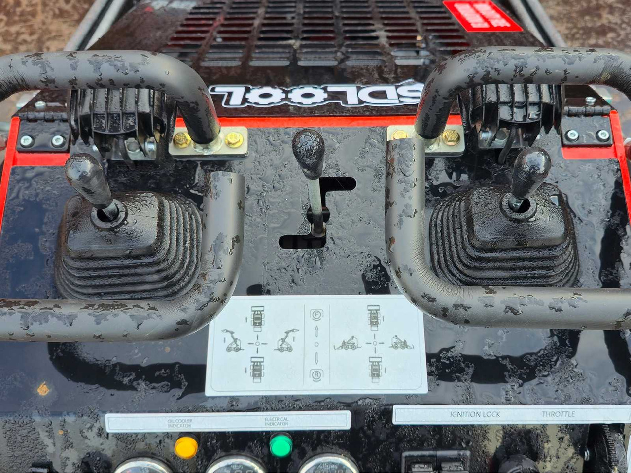 Chargeuse sur pneus 2025 - SDLOOL - SL380 - RED - SHOVEL: photos 12