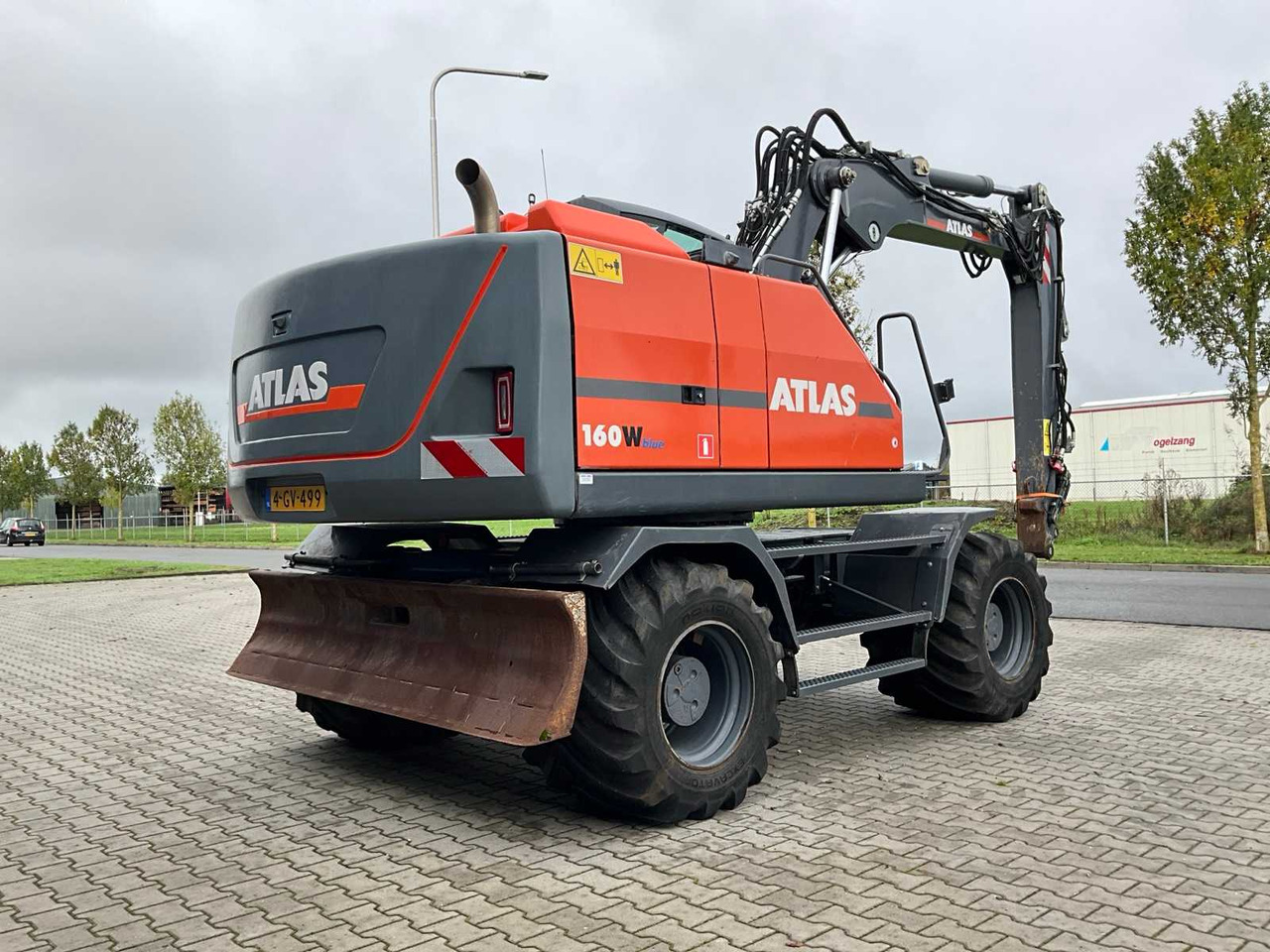 Atlas 160W blue - Pelle sur pneus: photos 3 Atlas 160W blue - Pelle sur pneus: photos 3
