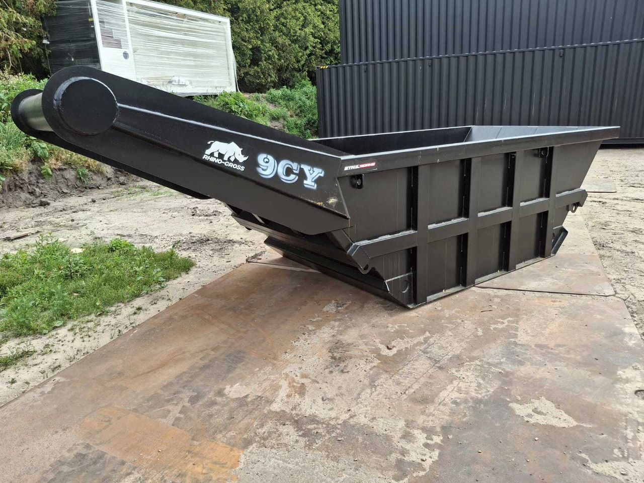 Rhino-cross 9 kuub - Autre matériel: photos 1 Rhino-cross 9 kuub - Autre matériel: photos 1