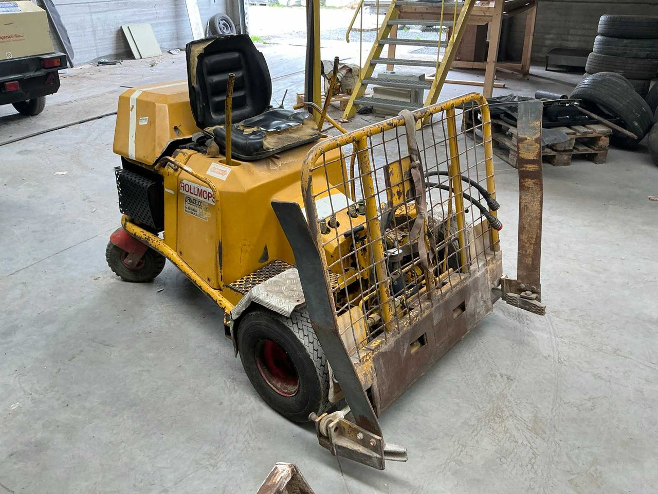 Rollmops + shovel and brush - Autre matériel: photos 5 Rollmops + shovel and brush - Autre matériel: photos 5