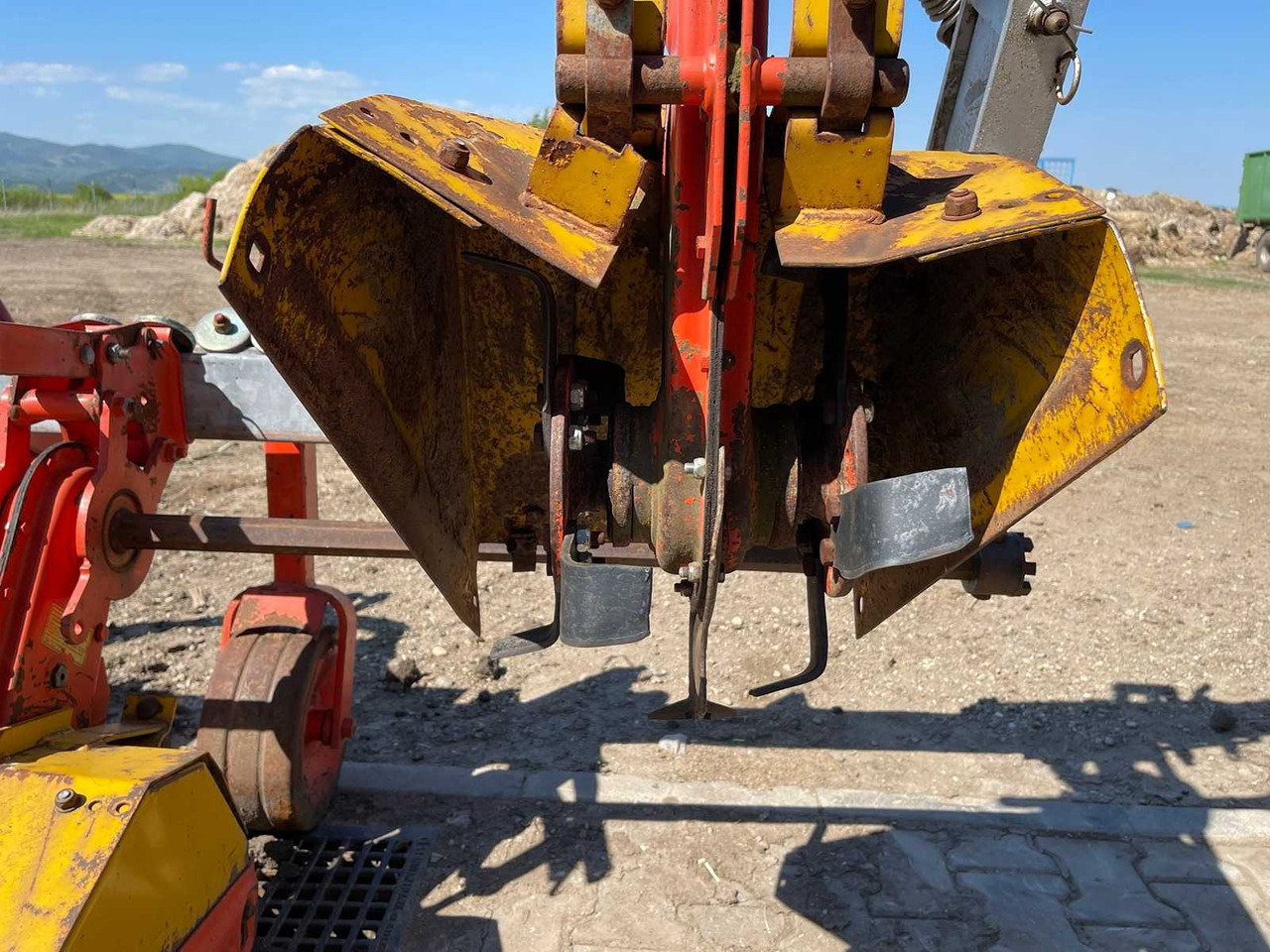 BREVIGLIERI MBE - Bineuse: photos 2 BREVIGLIERI MBE - Bineuse: photos 2