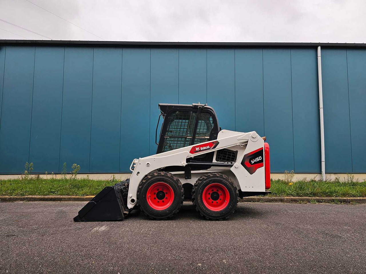 Bobcat S450 - Mini chargeuse: photos 2 Bobcat S450 - Mini chargeuse: photos 2