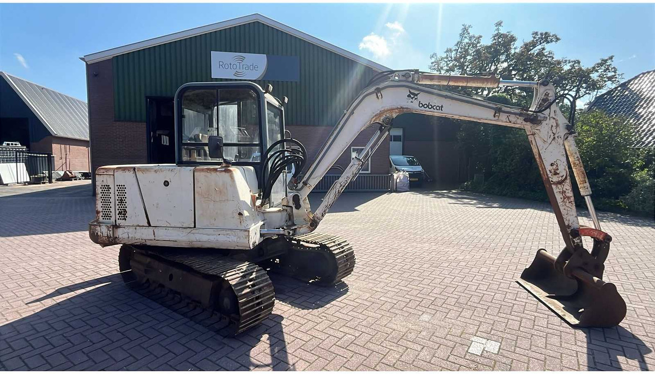 Bobcat X335 - Pelle sur chenille: photos 3 Bobcat X335 - Pelle sur chenille: photos 3