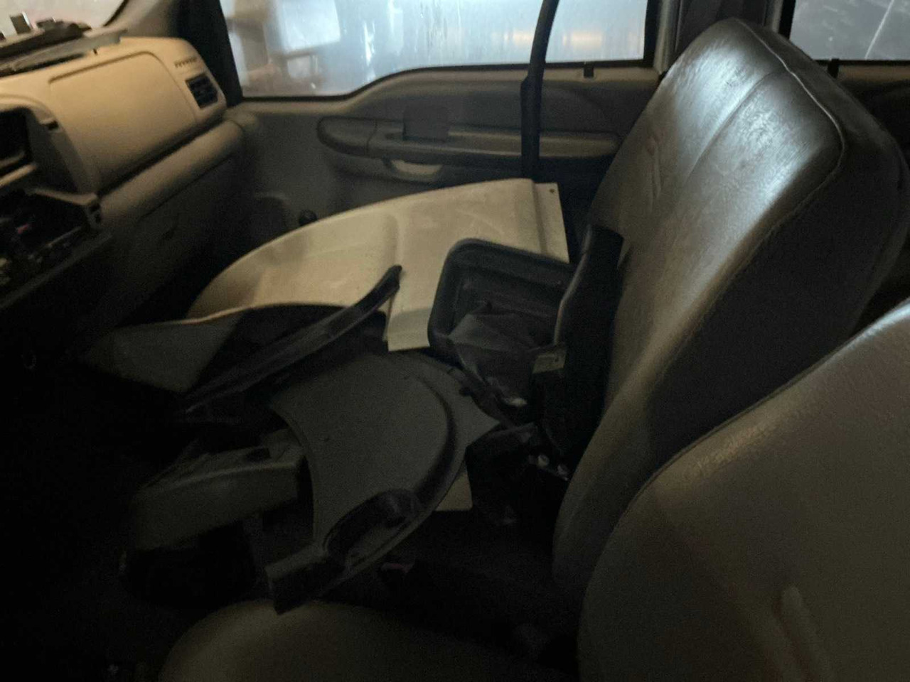 Camion 1999 FORD F-650 DUAL-CAB PICKUP TRUCK: photos 15 Camion 1999 FORD F-650 DUAL-CAB PICKUP TRUCK: photos 15