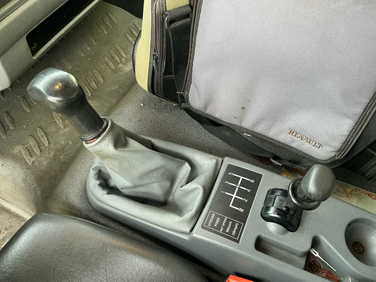 Camion 2006 RENAULT MIDLUM 220 DCI TRUCK: photos 32