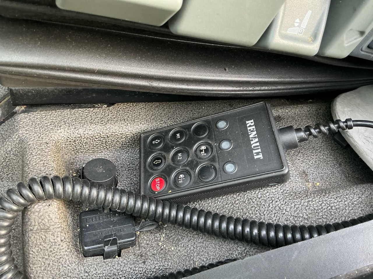 Camion 2006 RENAULT MIDLUM 220 DCI TRUCK: photos 26