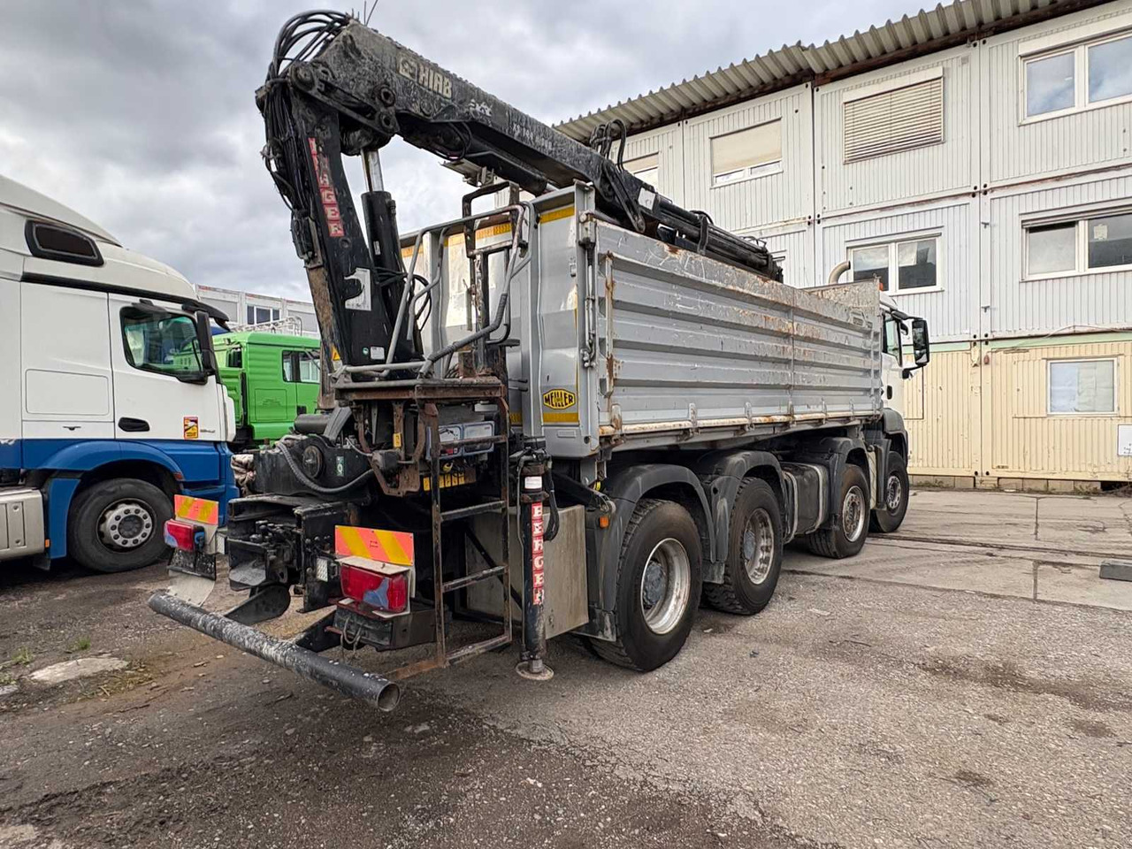 MAN TGS 35.440 8X4 BB CRANE TRUCK - Camion: photos 3 MAN TGS 35.440 8X4 BB CRANE TRUCK - Camion: photos 3