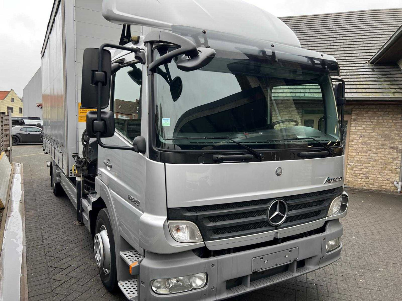 MERCEDES - ATEGO 1229 RL/11.9 - TRUCK - 2010 - Camion: photos 2 MERCEDES - ATEGO 1229 RL/11.9 - TRUCK - 2010 - Camion: photos 2