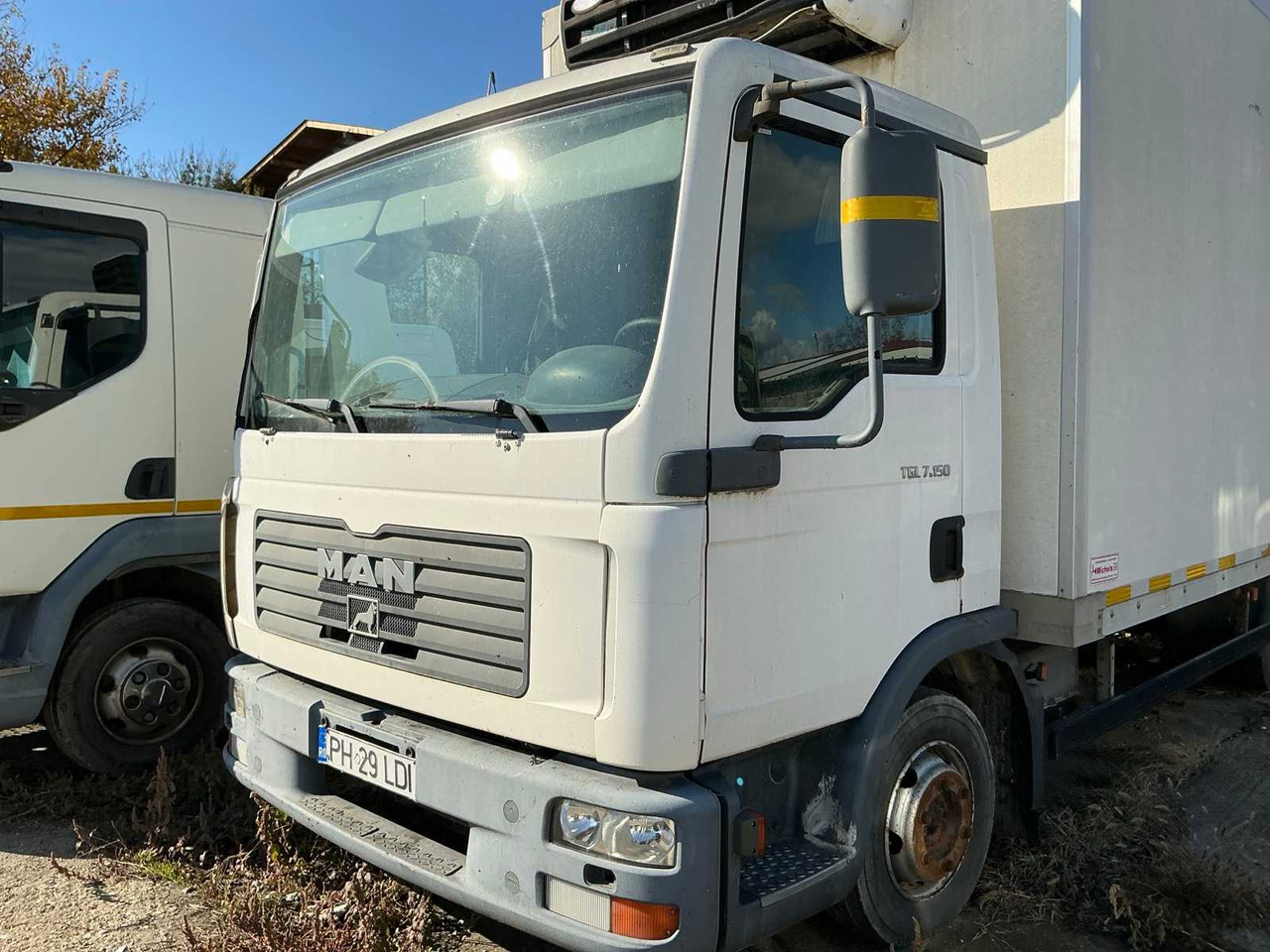 MERCEDES-BENZ - TGL 7.150 - TRUCK - 2009 - Camion: photos 2 MERCEDES-BENZ - TGL 7.150 - TRUCK - 2009 - Camion: photos 2