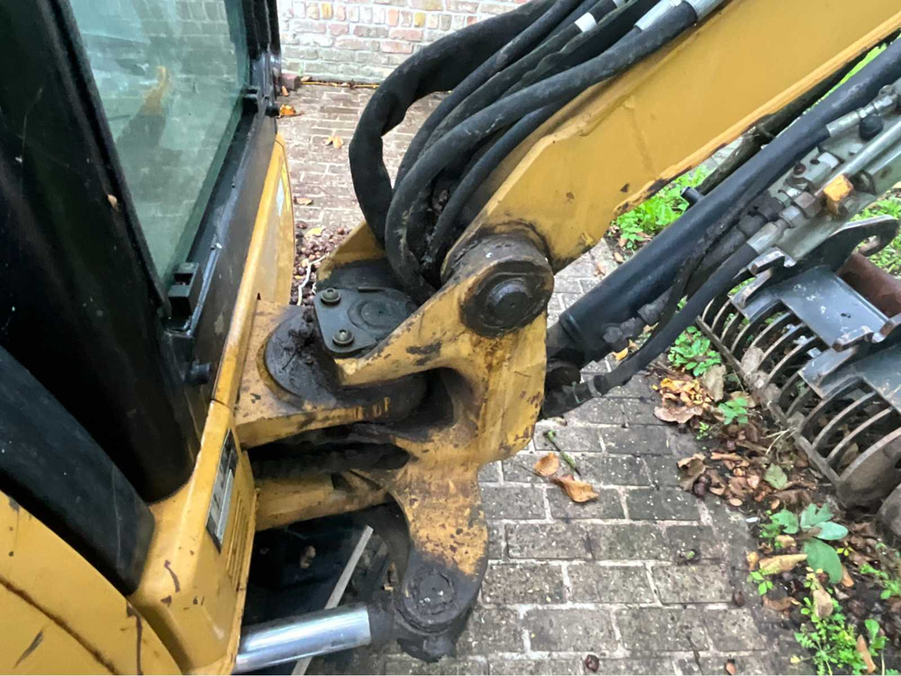 Mini pelle Caterpillar 303C CR: photos 28