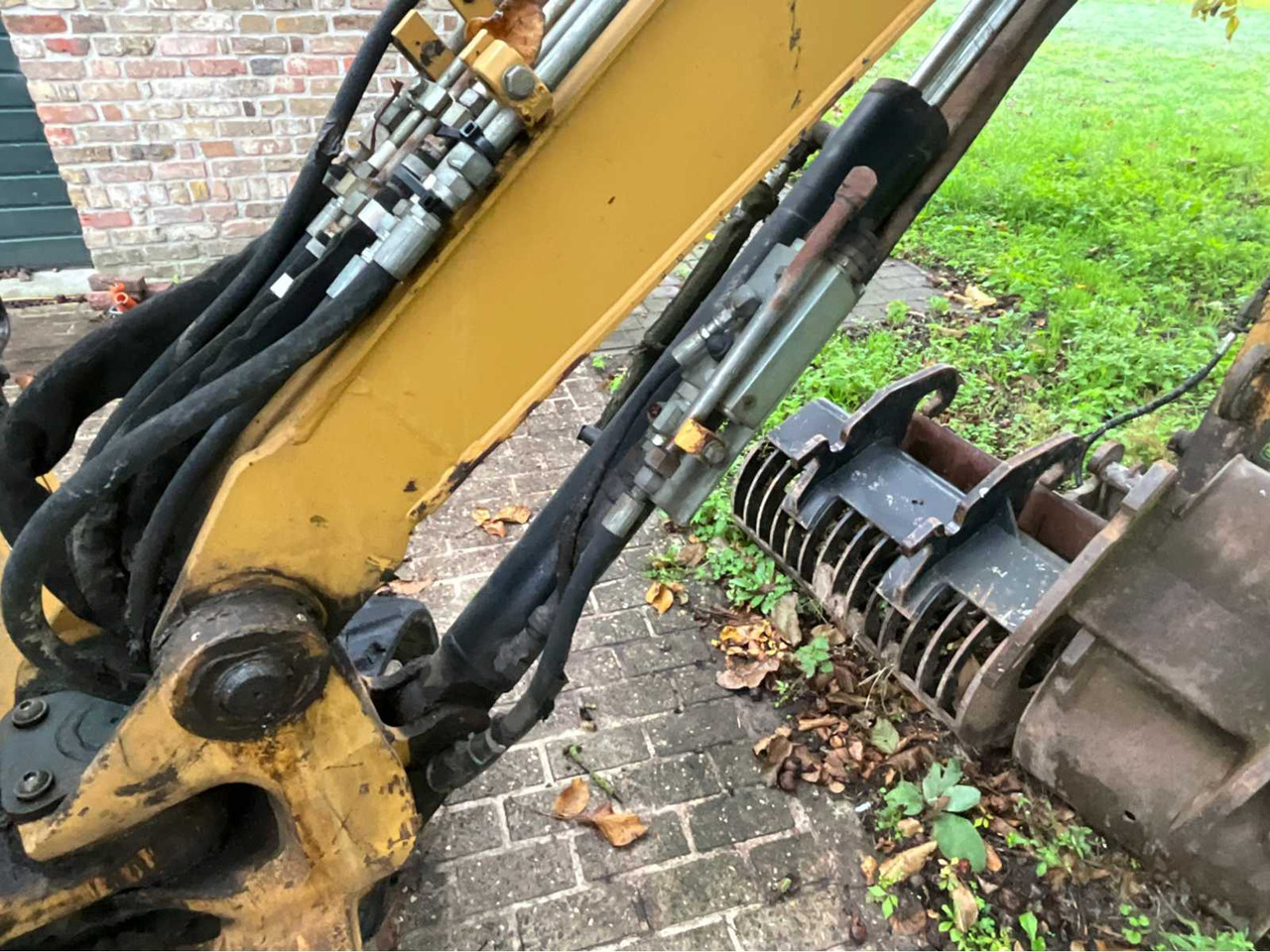 Mini pelle Caterpillar 303C CR: photos 43