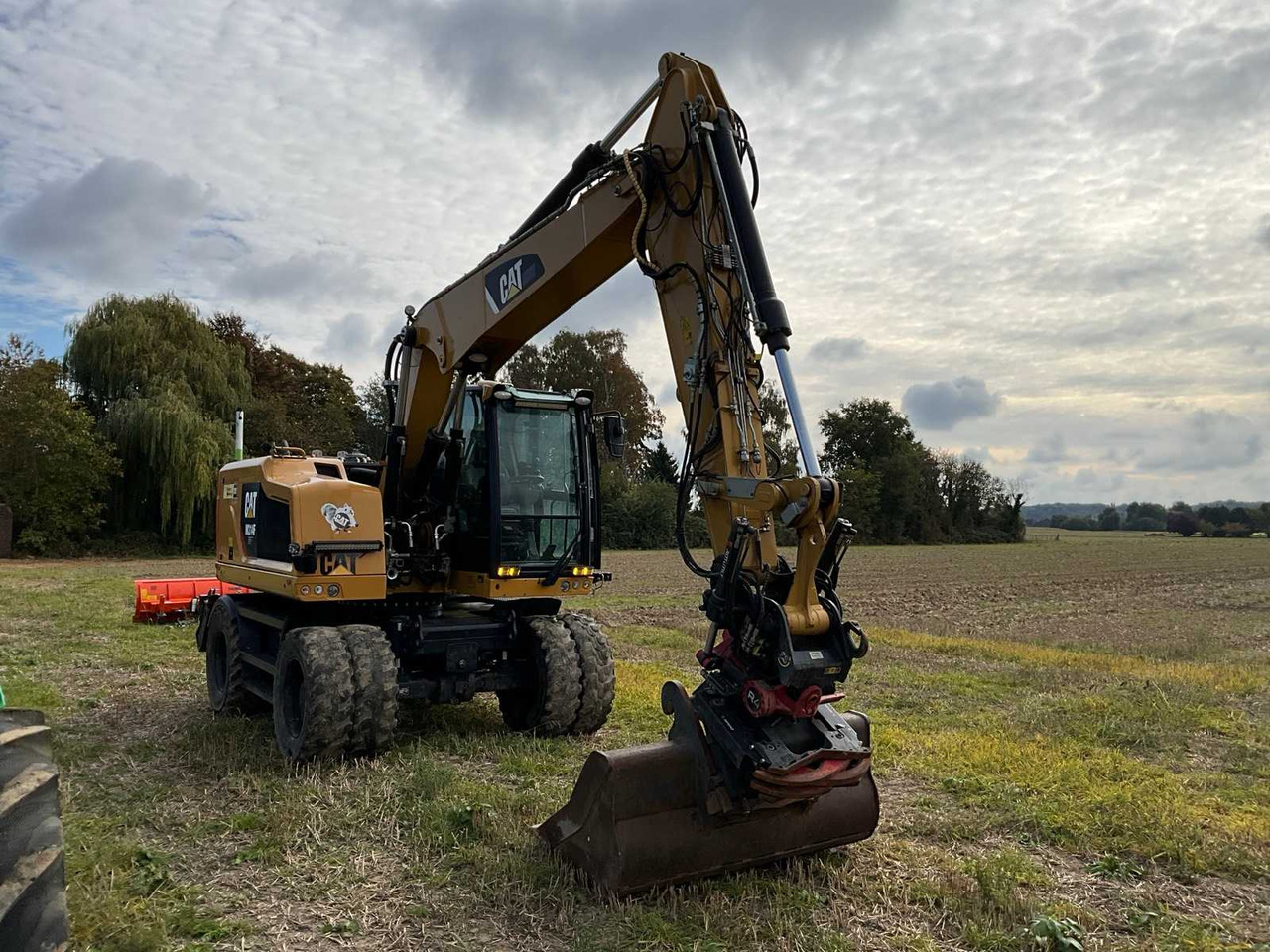 Caterpillar M314F - Pelle sur pneus: photos 2 Caterpillar M314F - Pelle sur pneus: photos 2