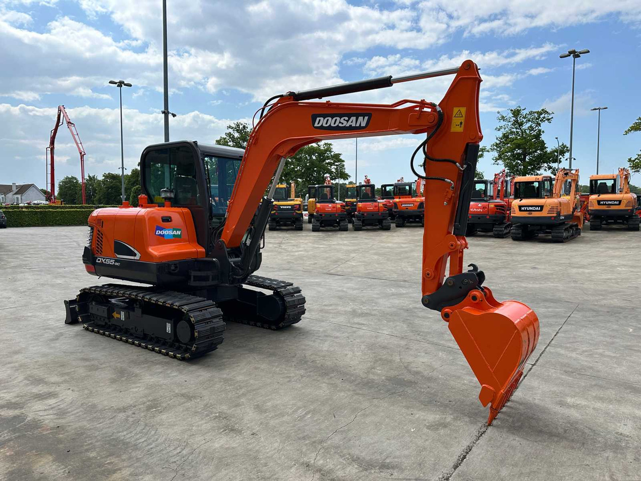 Doosan DX55-9C - Pelle sur chenille: photos 3 Doosan DX55-9C - Pelle sur chenille: photos 3
