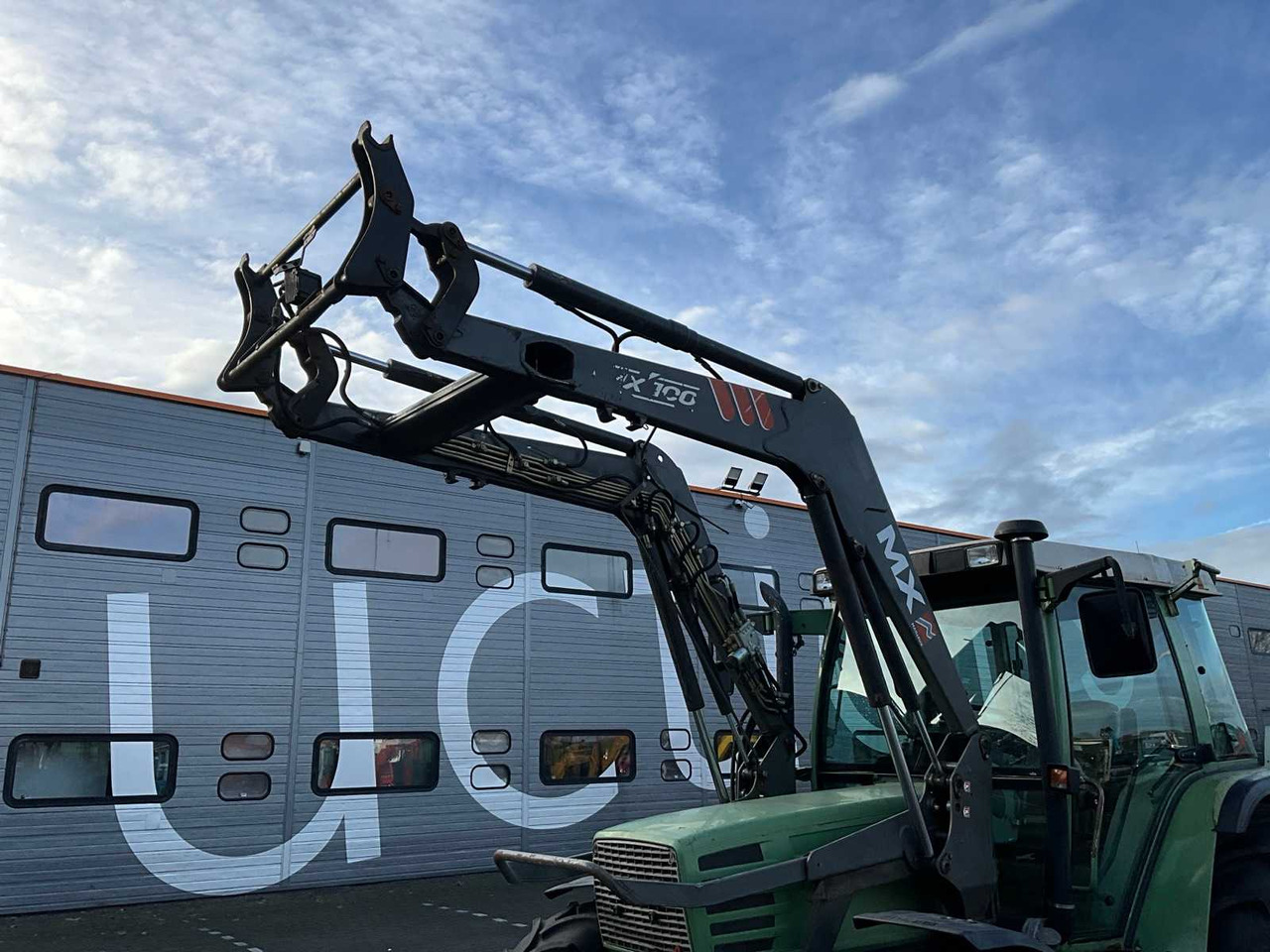 Tracteur agricole FENDT FARMER 309C TURBOMATIC ALL-WHEEL DRIVE AGRICULTURAL TRACTOR: photos 16