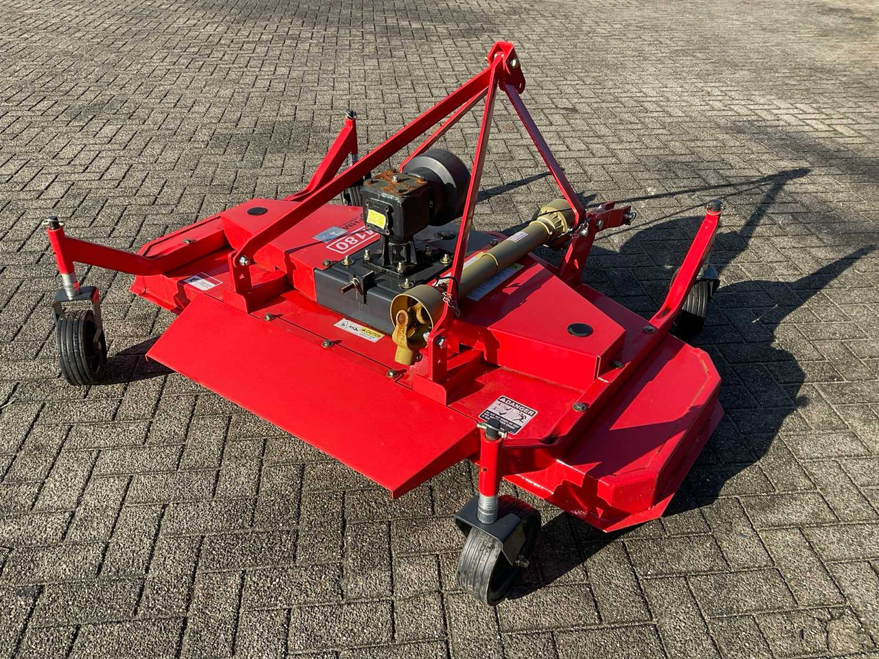 FHM DM180 - Broyeur/ Épareuse: photos 1 FHM DM180 - Broyeur/ Épareuse: photos 1