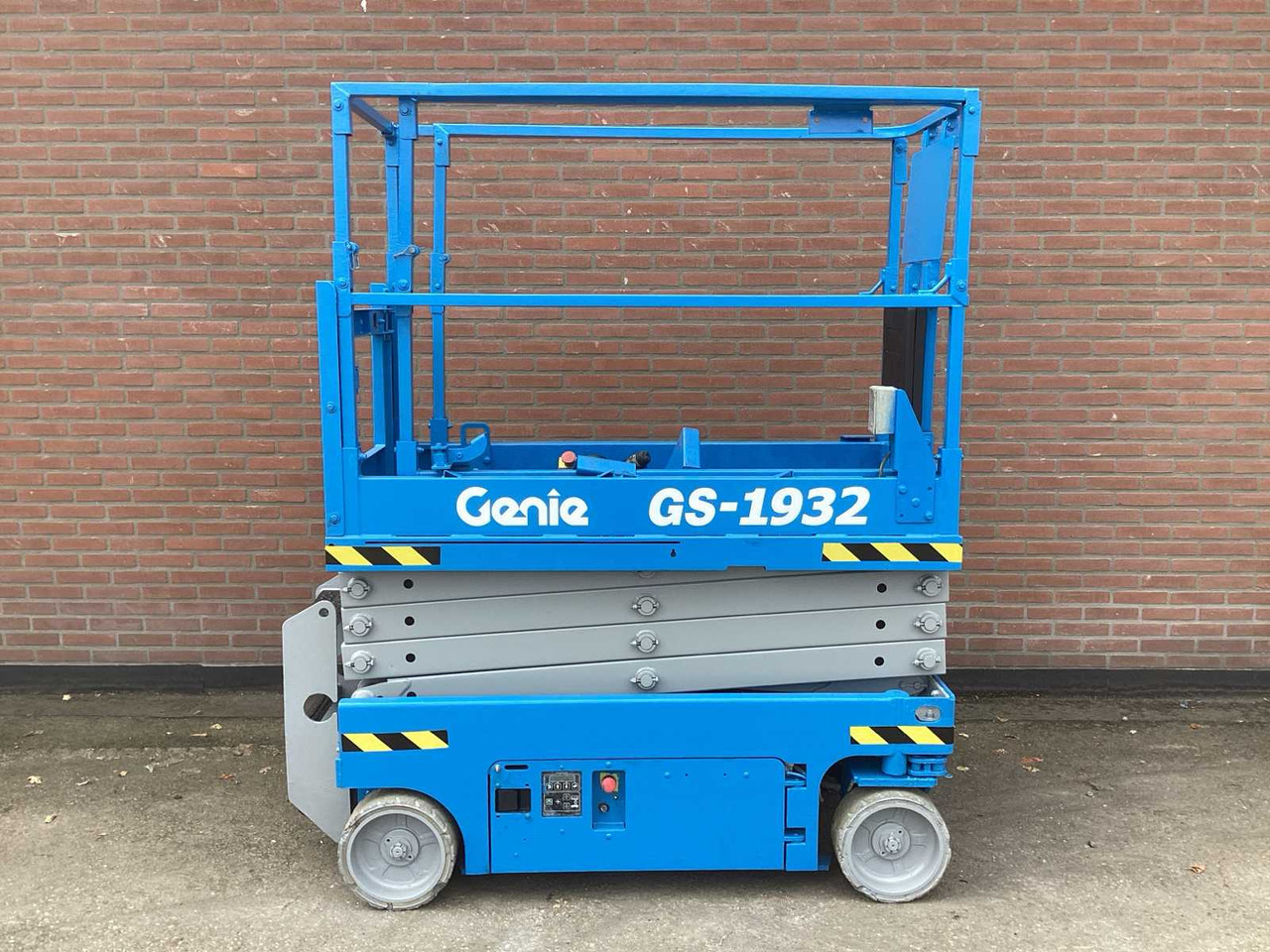 GENIE GS-1932 - Nacelle: photos 2 GENIE GS-1932 - Nacelle: photos 2