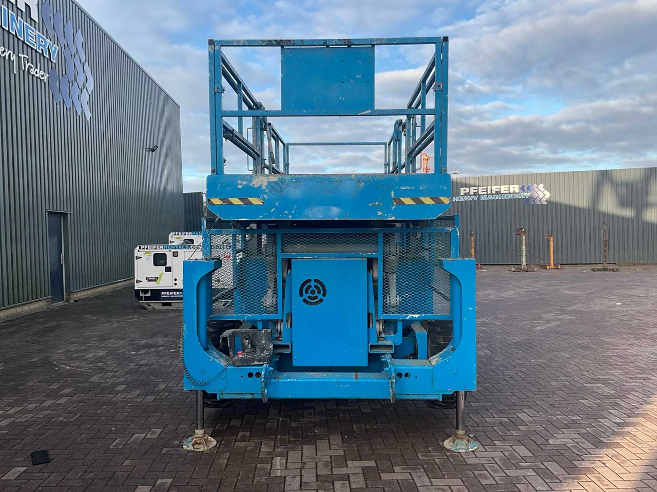 Genie GS-4390 - Nacelle: photos 2 Genie GS-4390 - Nacelle: photos 2