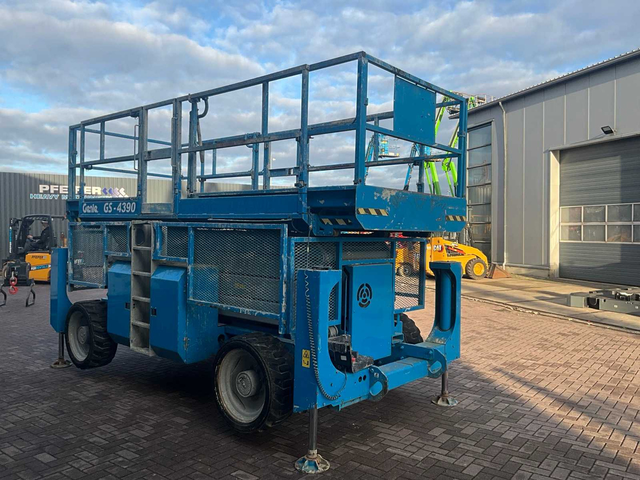 Genie GS-4390 - Nacelle: photos 3 Genie GS-4390 - Nacelle: photos 3