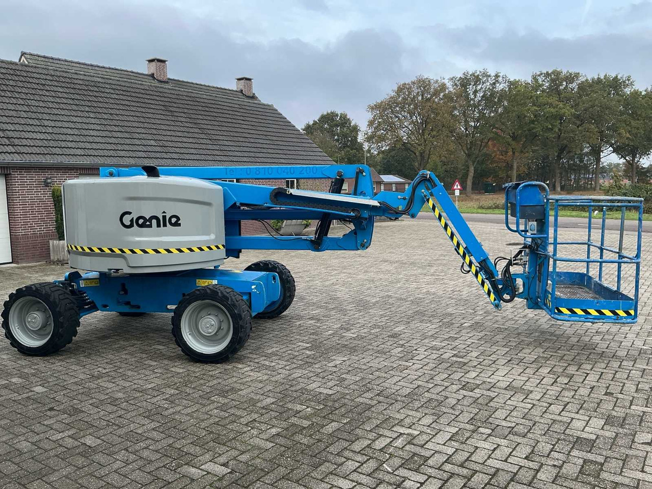 Genie Z-45/25J - Nacelle: photos 3 Genie Z-45/25J - Nacelle: photos 3