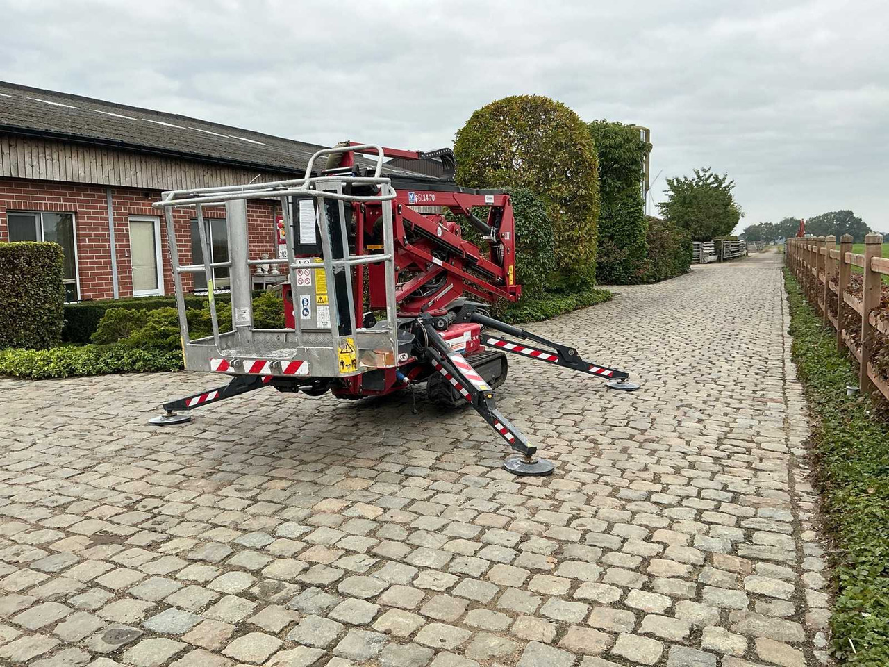 Hinowa GL14.70 - Nacelle: photos 5 Hinowa GL14.70 - Nacelle: photos 5