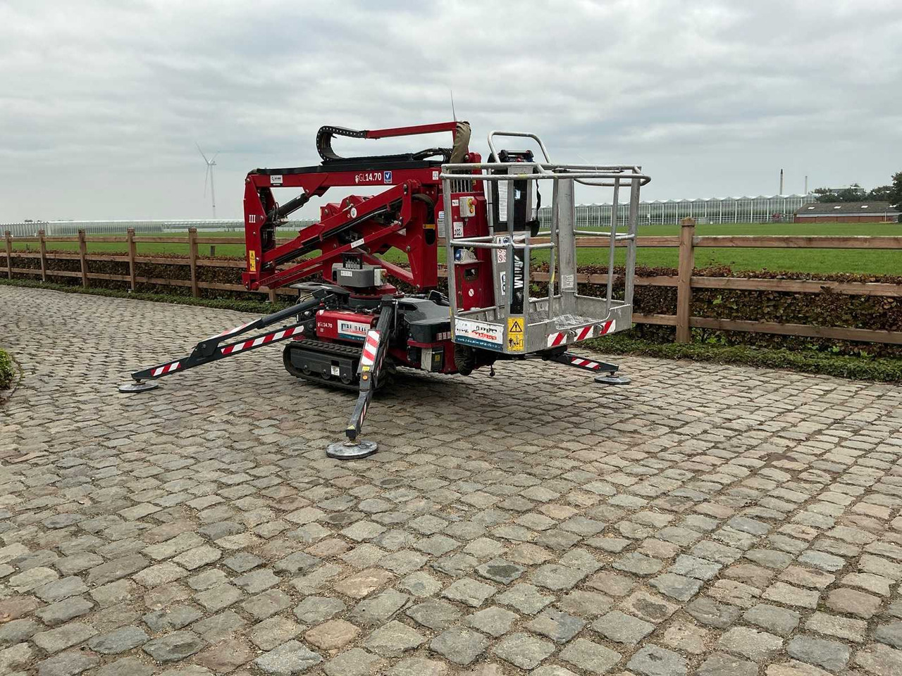 Hinowa GL14.70 - Nacelle: photos 3 Hinowa GL14.70 - Nacelle: photos 3