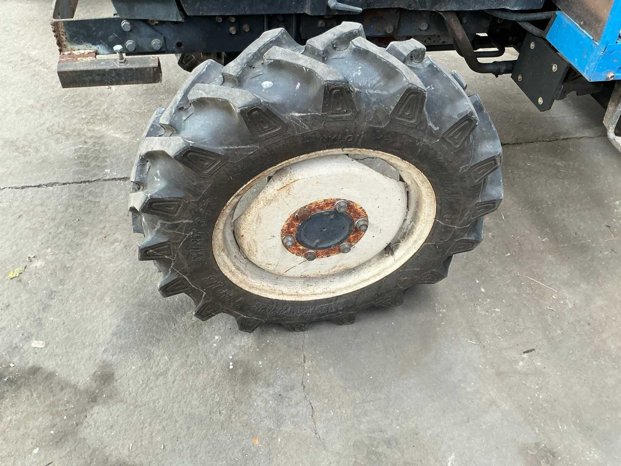 Iseki TA537F - Micro tracteur: photos 3 Iseki TA537F - Micro tracteur: photos 3