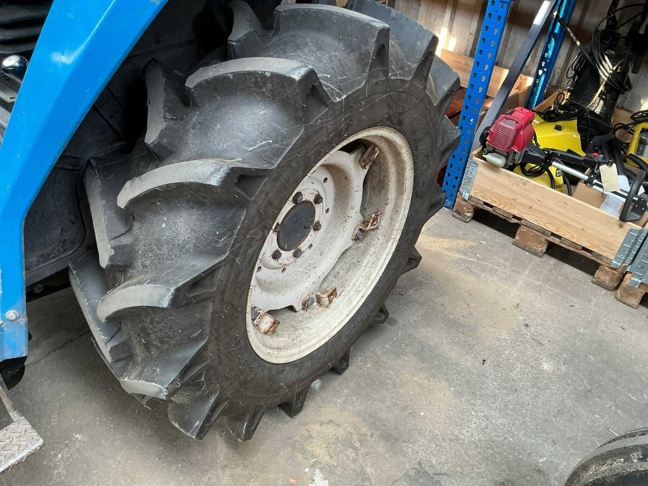 Iseki TA537F - Micro tracteur: photos 4 Iseki TA537F - Micro tracteur: photos 4