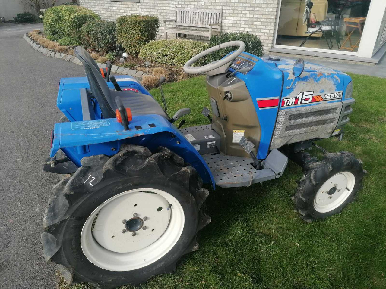 Iseki TM15F - Micro tracteur: photos 3 Iseki TM15F - Micro tracteur: photos 3