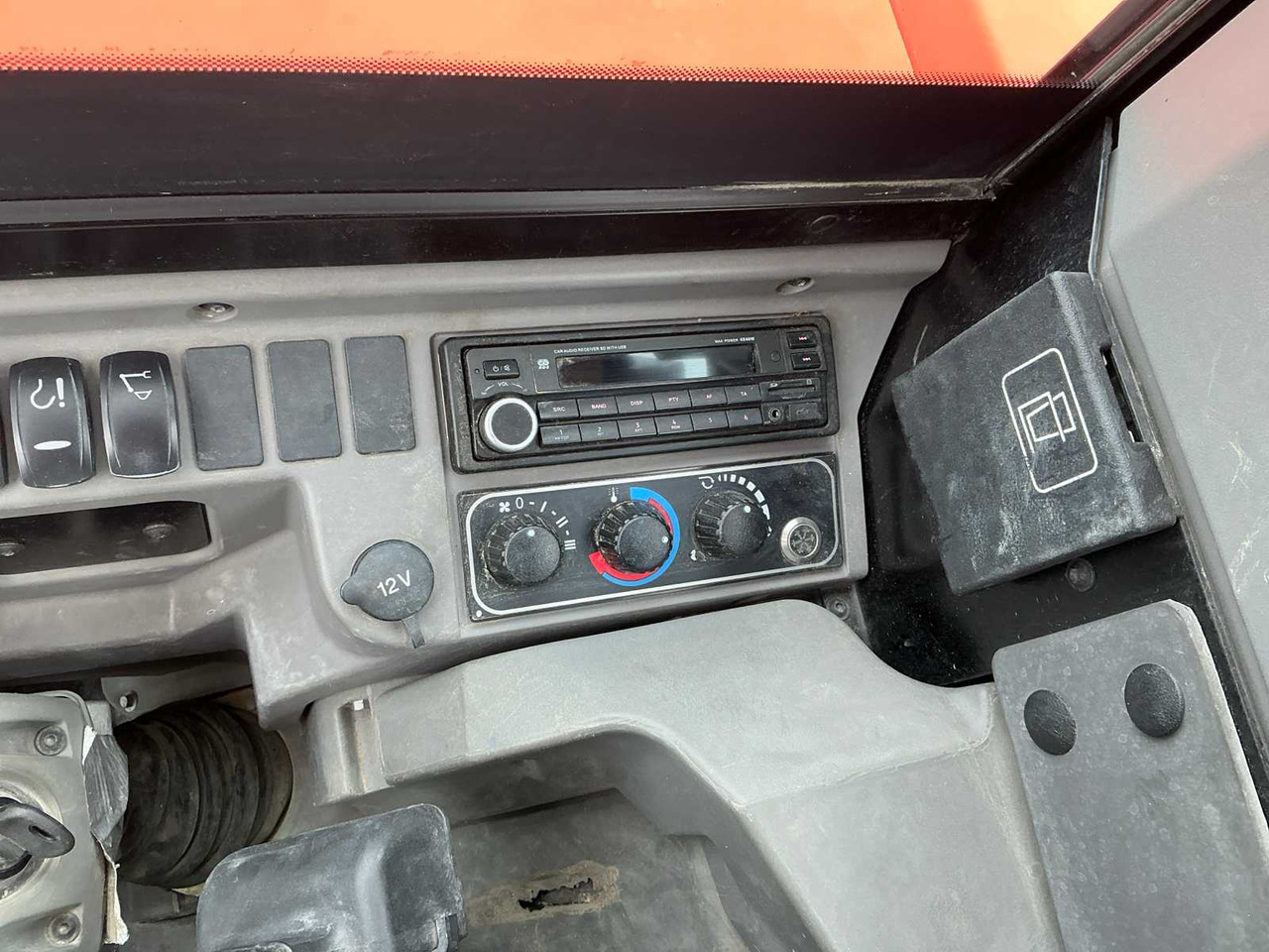Pelle sur chenille JCB 86C-1TAB: photos 41