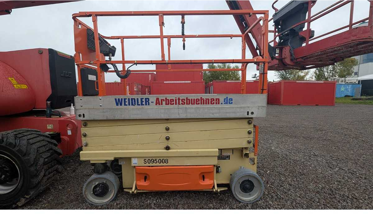 JLG 2630ES - Nacelle: photos 2 JLG 2630ES - Nacelle: photos 2