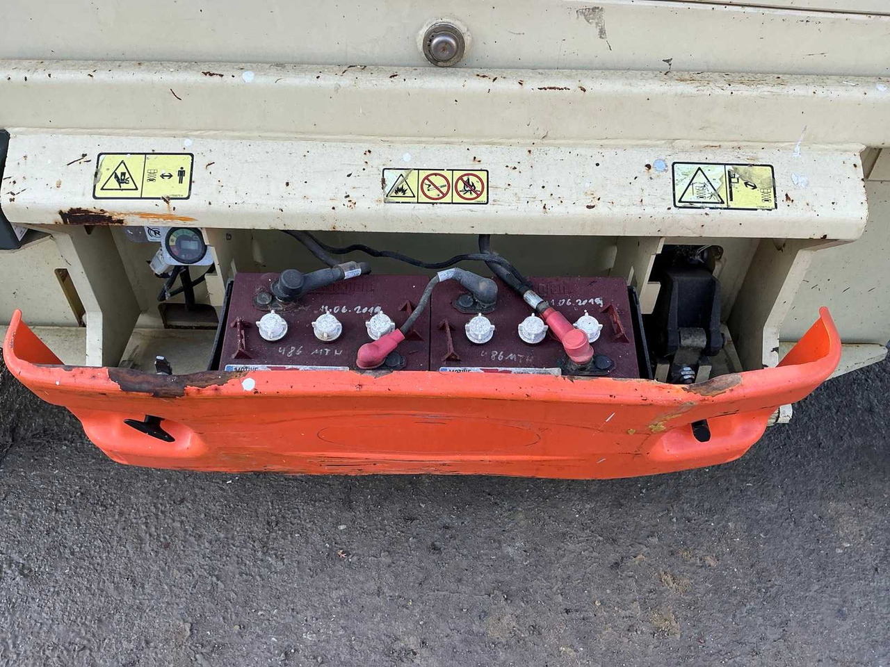 Nacelle JLG - 3246ES - AERIAL WORK PLATFORMS - 2011 (ESN11811014): photos 12 Nacelle JLG - 3246ES - AERIAL WORK PLATFORMS - 2011 (ESN11811014): photos 12