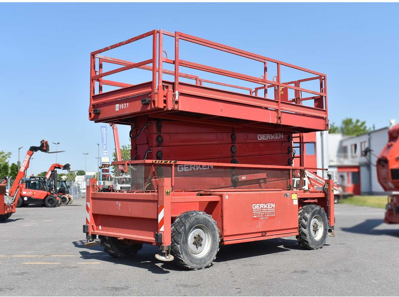 JLG Liftlux 245-25 - Nacelle: photos 1 JLG Liftlux 245-25 - Nacelle: photos 1