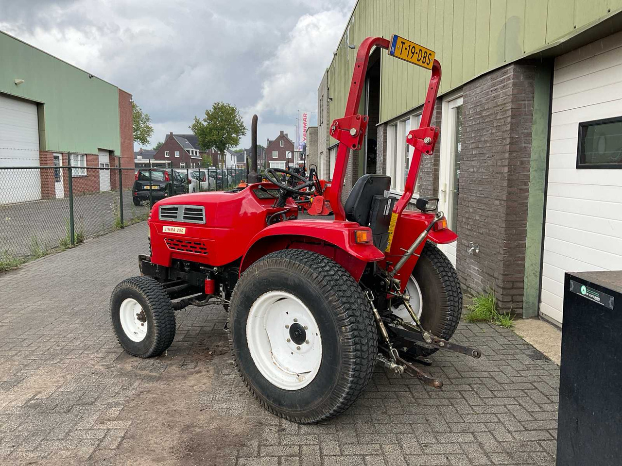 Jinma 250 - Micro tracteur: photos 3 Jinma 250 - Micro tracteur: photos 3