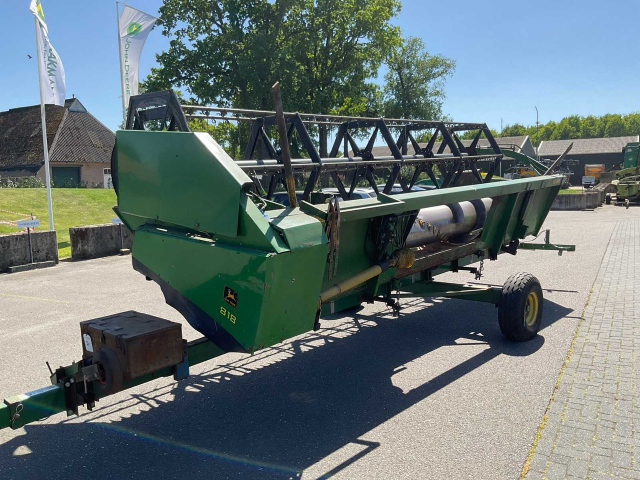 John Deere 818 - Moissonneuse-batteuse: photos 4 John Deere 818 - Moissonneuse-batteuse: photos 4