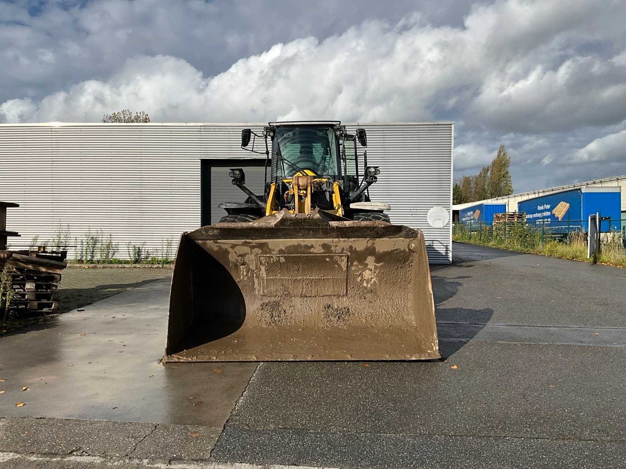 Komatsu Wa 475 - Chargeuse sur pneus: photos 2 Komatsu Wa 475 - Chargeuse sur pneus: photos 2