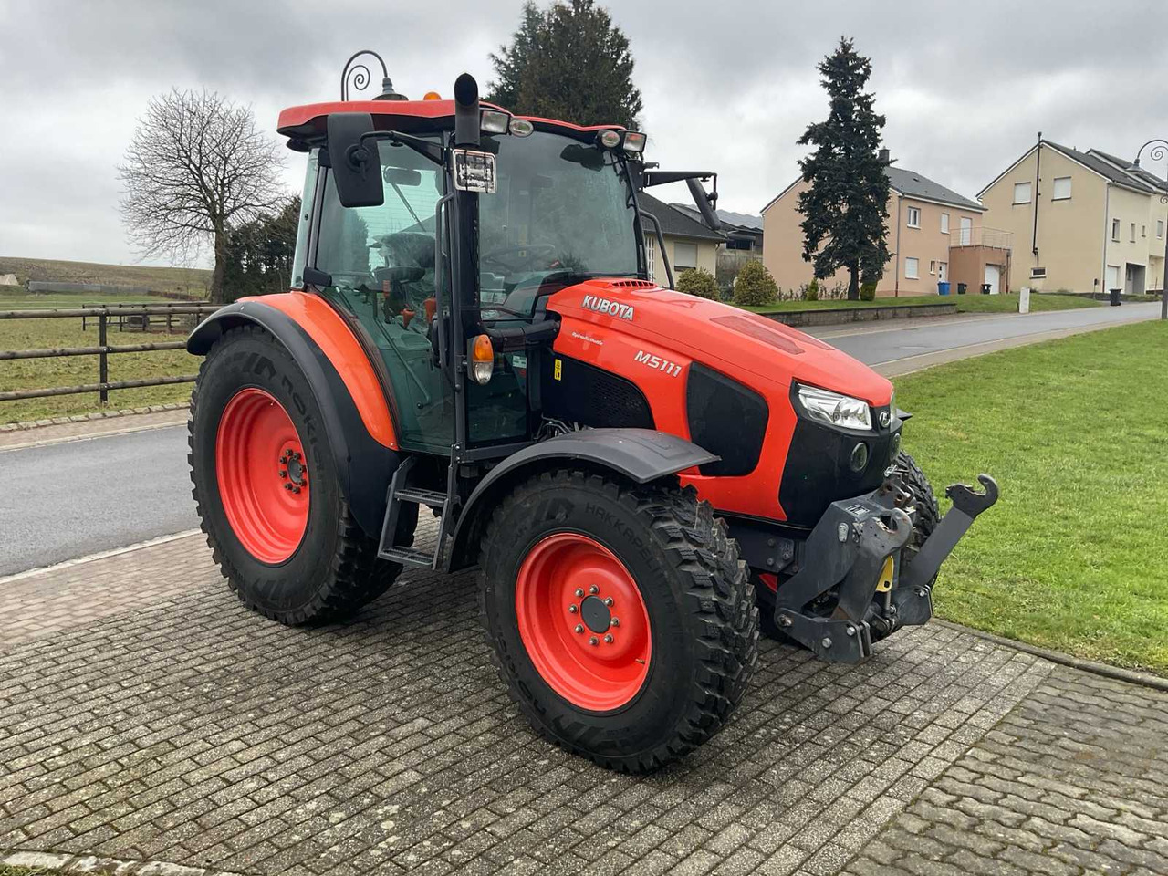 Tracteur agricole Kubota 2020 KUBOTA M5111 FOUR WHEEL DRIVE FARM TRACTOR: photos 7 Tracteur agricole Kubota 2020 KUBOTA M5111 FOUR WHEEL DRIVE FARM TRACTOR: photos 7