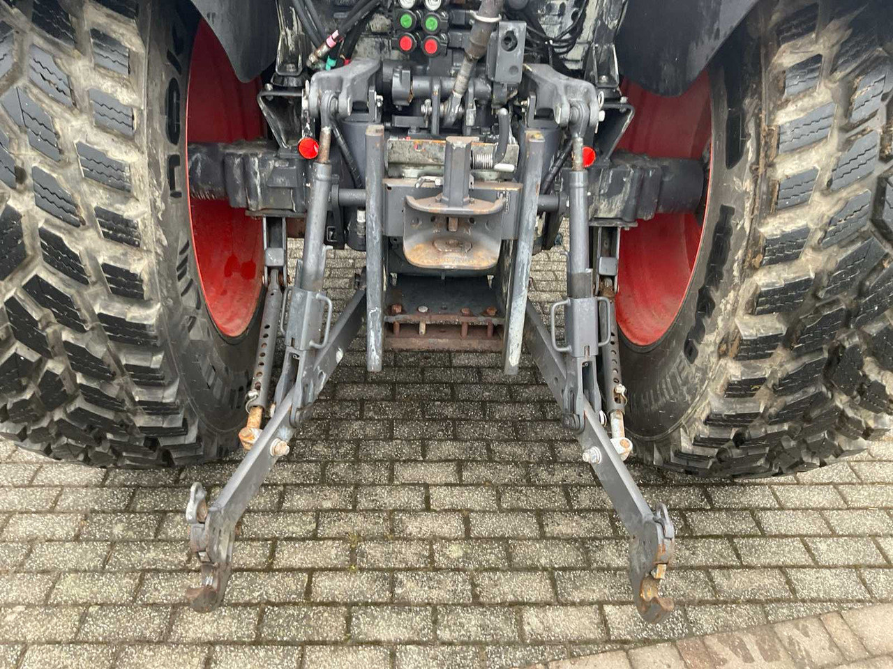 Tracteur agricole Kubota 2020 KUBOTA M5111 FOUR WHEEL DRIVE FARM TRACTOR: photos 19 Tracteur agricole Kubota 2020 KUBOTA M5111 FOUR WHEEL DRIVE FARM TRACTOR: photos 19