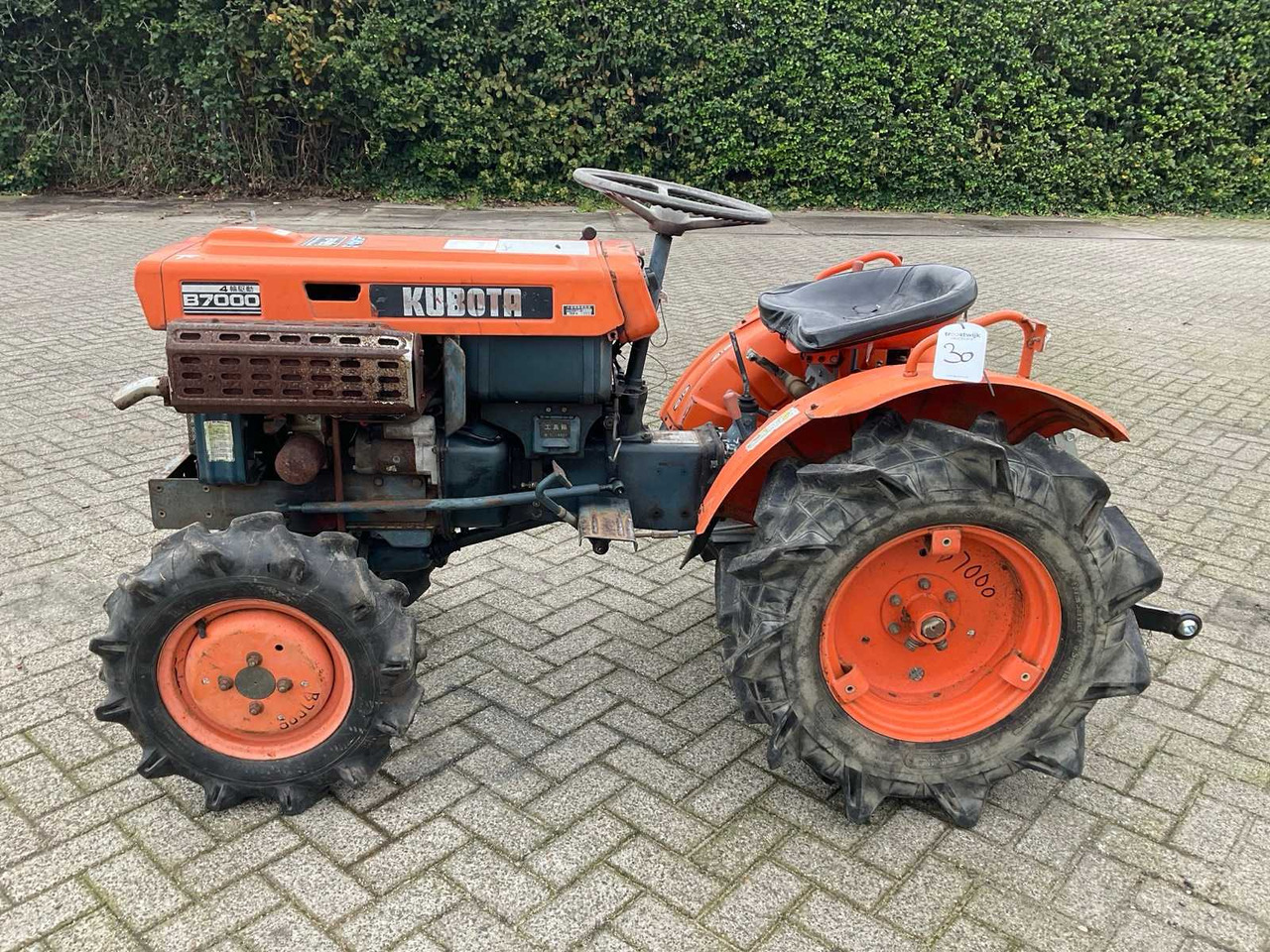 Kubota B7000 - Micro tracteur: photos 5 Kubota B7000 - Micro tracteur: photos 5
