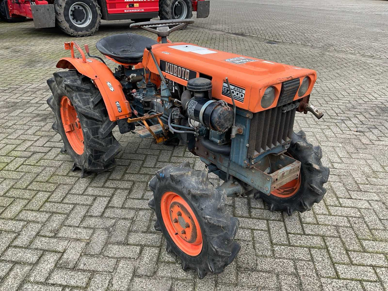 Kubota B7000 - Micro tracteur: photos 4 Kubota B7000 - Micro tracteur: photos 4