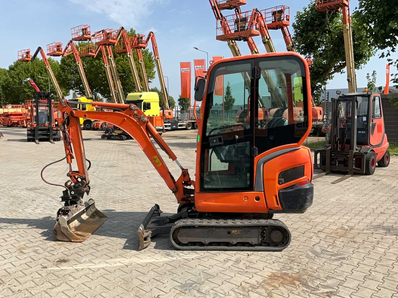 Mini pelle Kubota KX016-4: photos 9